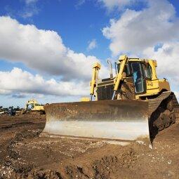 A picture containing sky, outdoor, transport, dirt

Description automatically generated