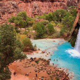 A picture containing valley, nature, outdoor, canyon
Description automatically generated