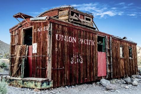 A picture containing outdoor, building, sky, old

Description automatically generated
