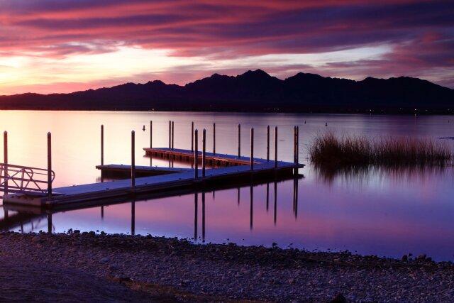 A picture containing water, outdoor, sky, nature

Description automatically generated