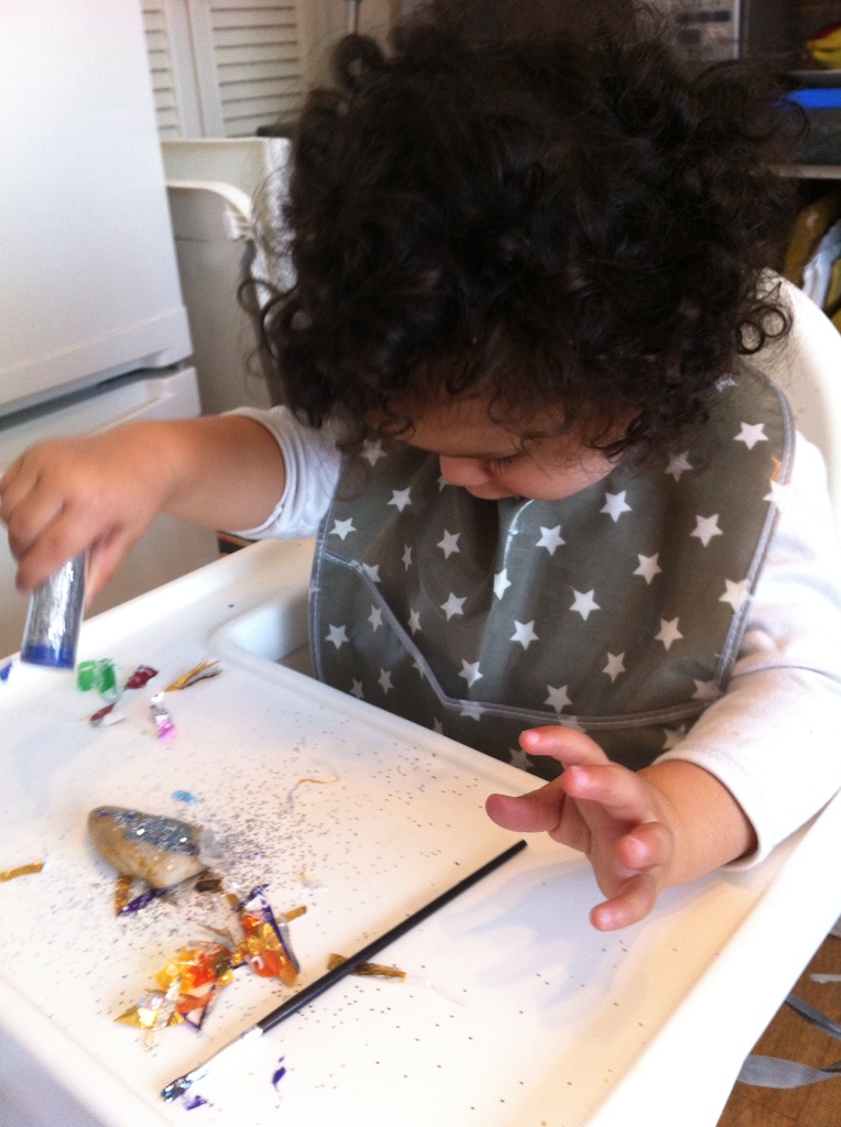 decorating stones with glitter