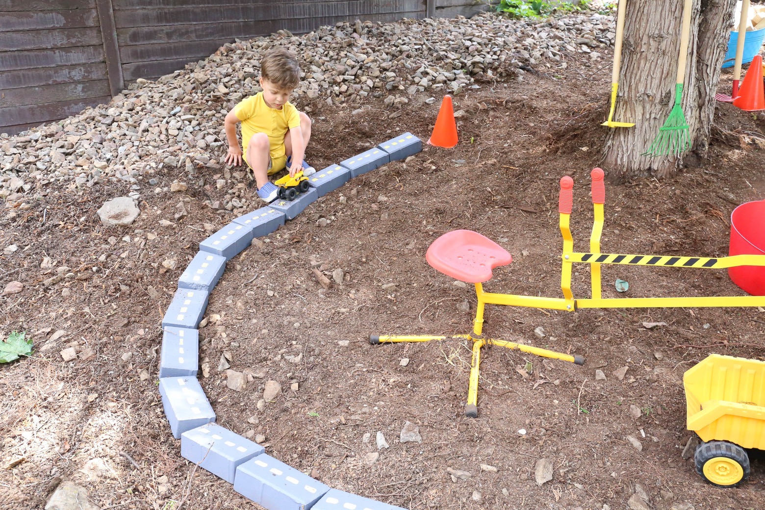 Backyard Truck Garden | Mama.Papa.Bubba.