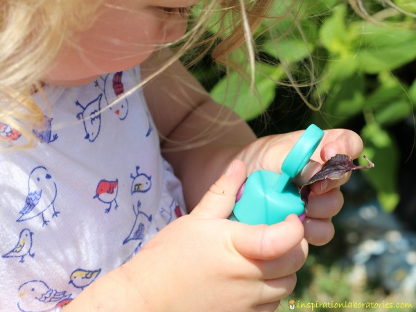 Nancy B's Science Club Discovery Lab Pens are a cool science tool for kids.