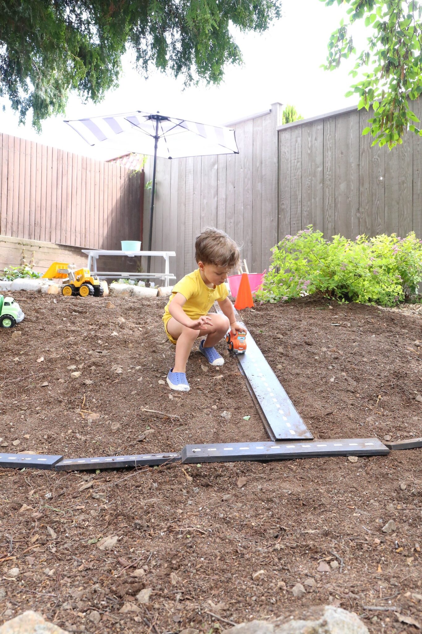 Backyard Truck Garden | Mama.Papa.Bubba.